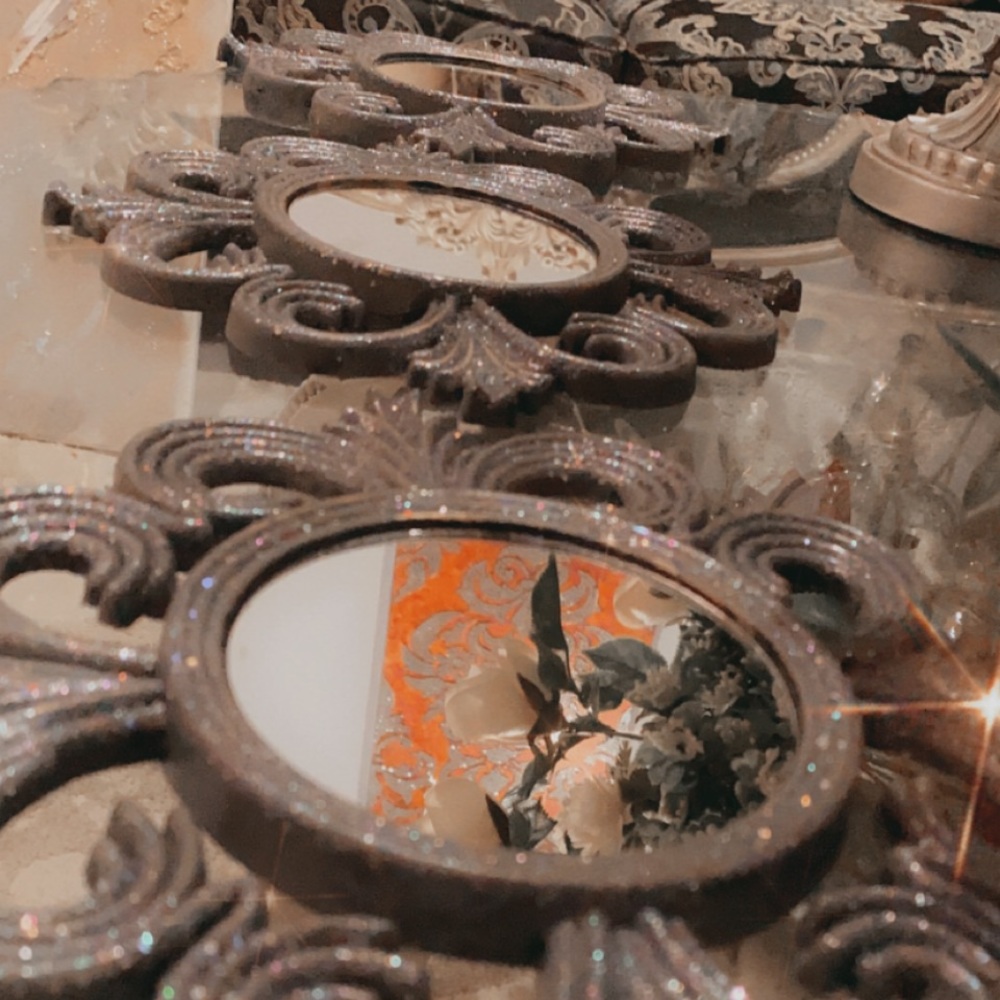 Stunning mirror set(new